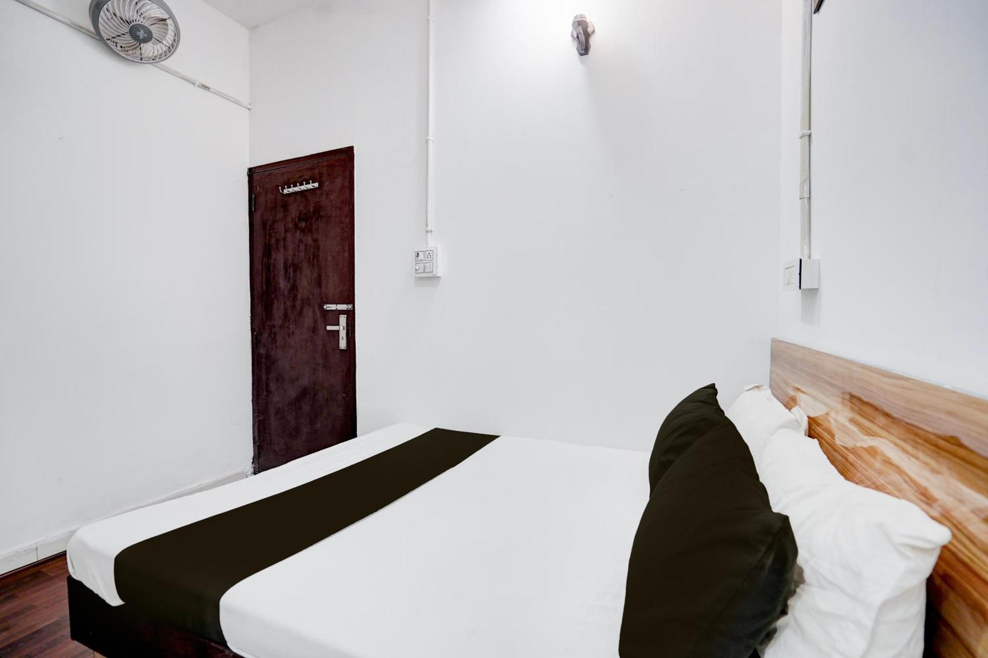 Hotel O Le Empire Stay House New Delhi Extérieur photo
